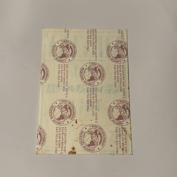 Very rare NIRVANA 1991 Nevermind tour backstage pass. - Picture 3 of 3